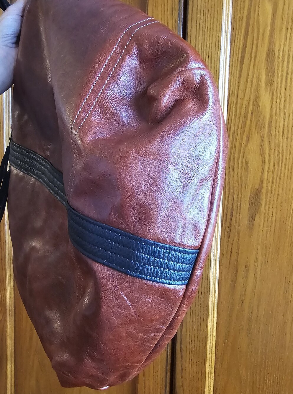 Rough And Tumble Leather Bucket Shoulder Bag in Burgundy and Black - Picture 12 of 15